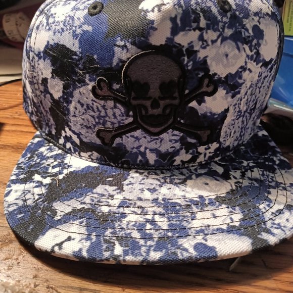 Violet Love Rebecca Michaels Trucker Hat cap Skull Cross Bones - Picture 6 of 6